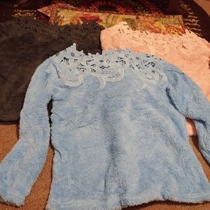 NWT The IT Sweater! Fuzzy Crochet Lace Super Soft Sweater Size S
